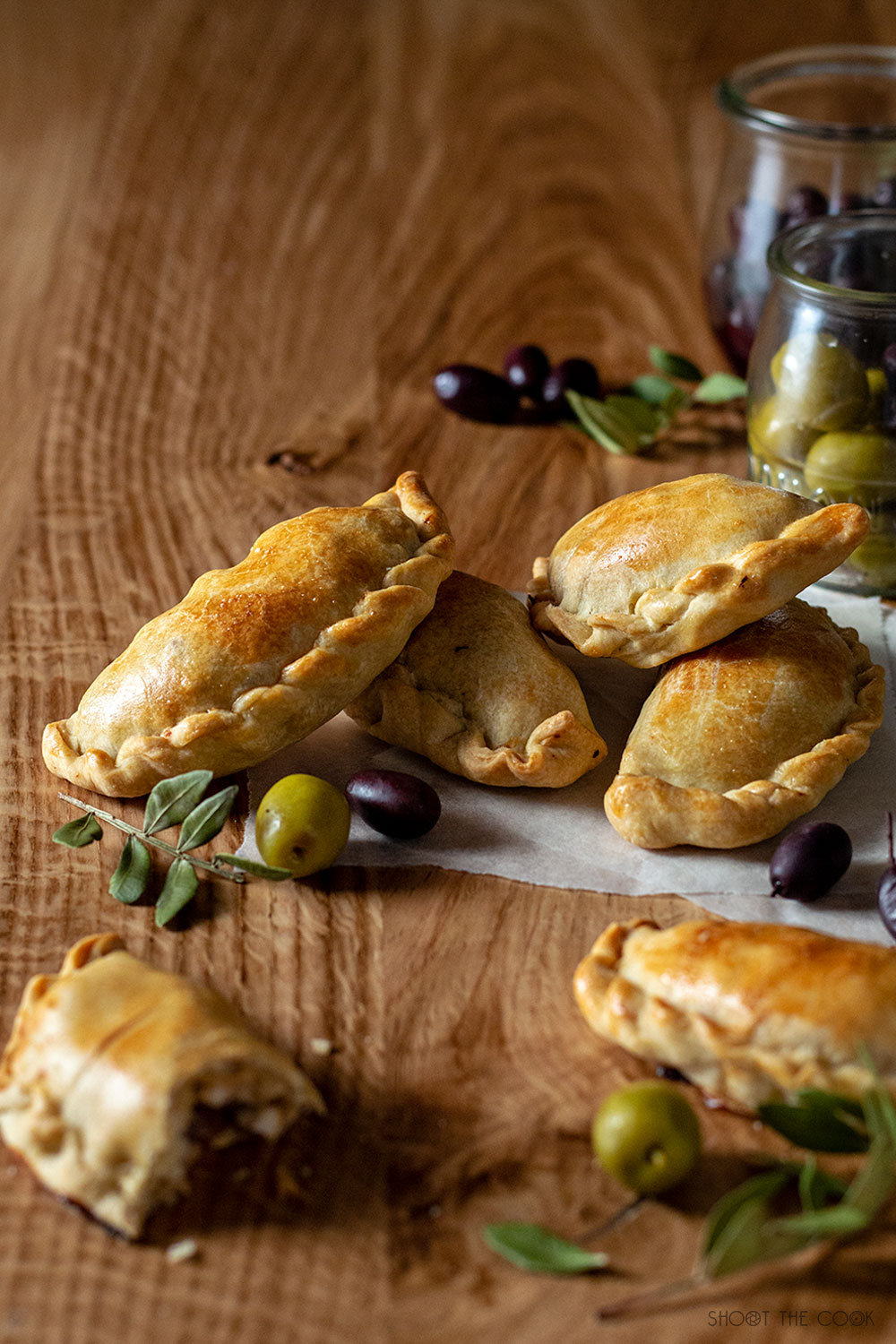 Empanadas de Pollo Argentinas - Shoot the Cook - Recetas fáciles y trucos  para fotografiar comida