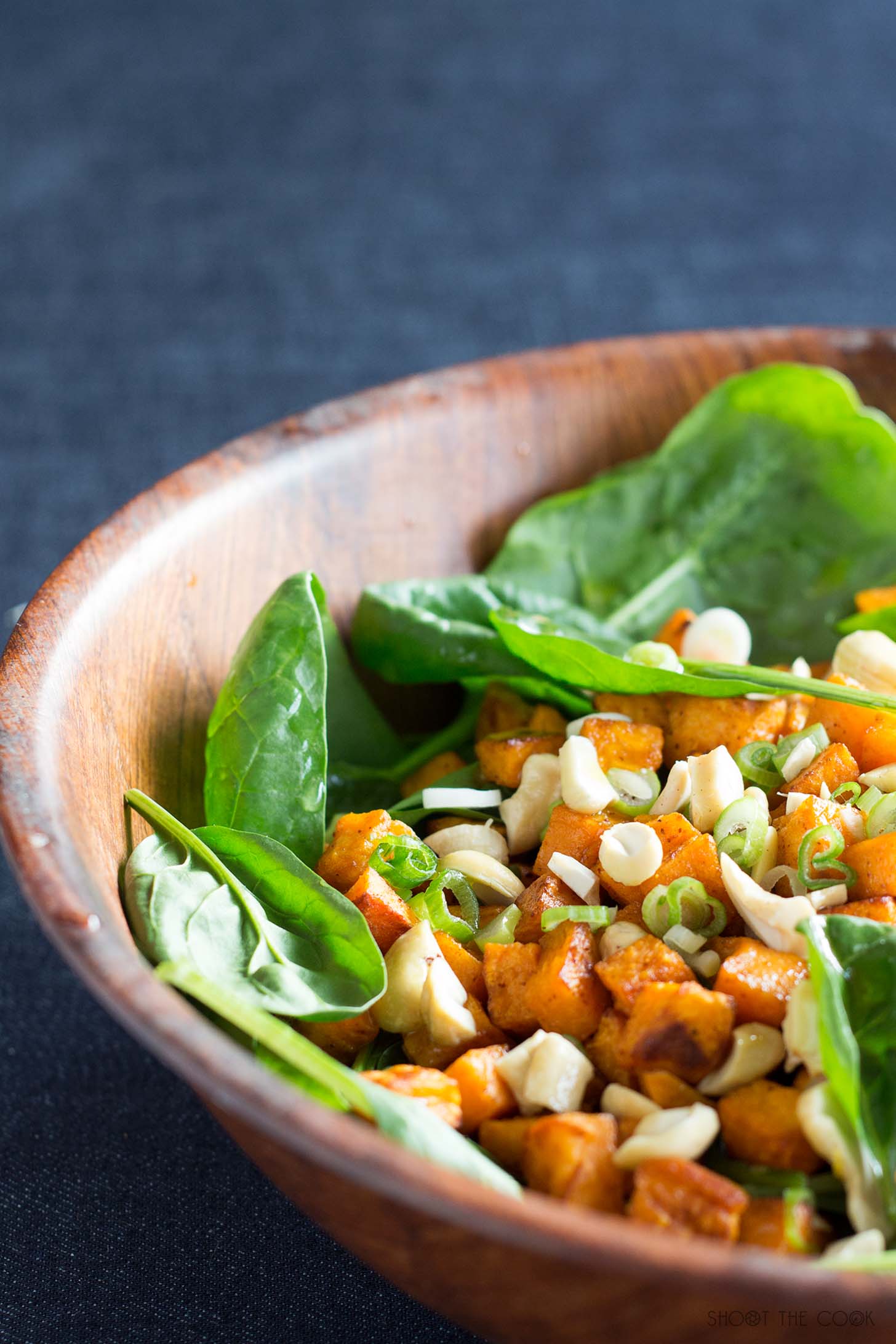 ensalada de espinacas y patata dulce