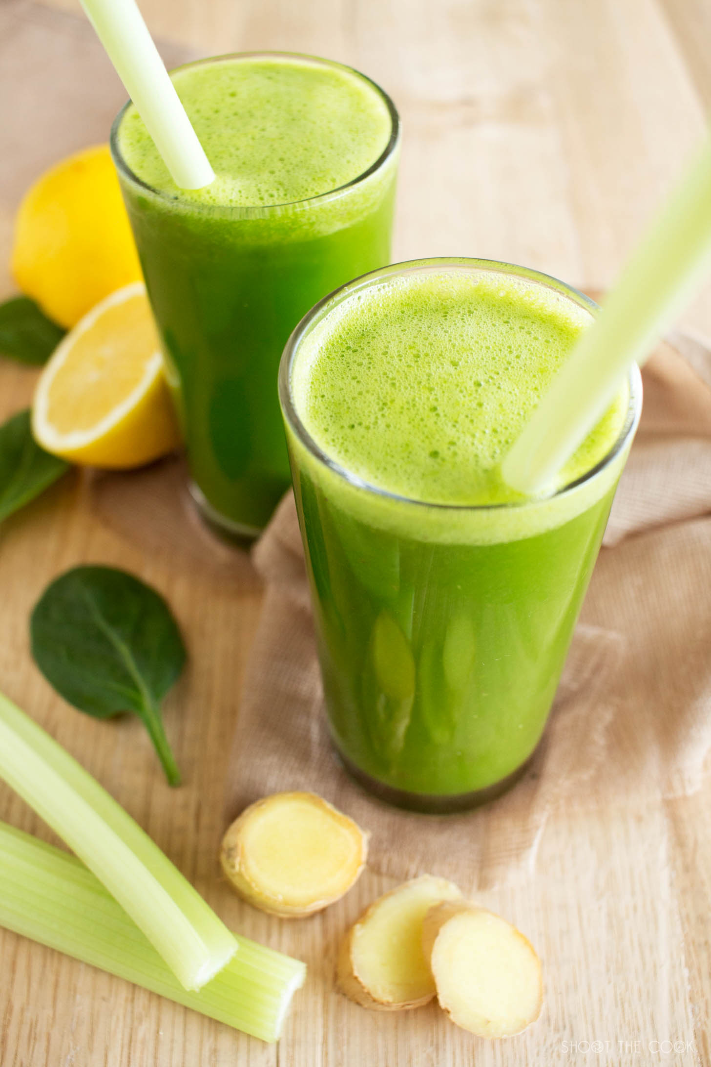 jugo verde apio