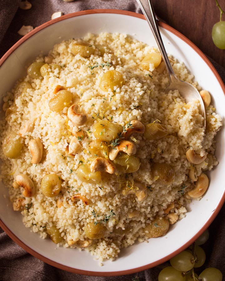 Receta de cuscús con uvas asadas