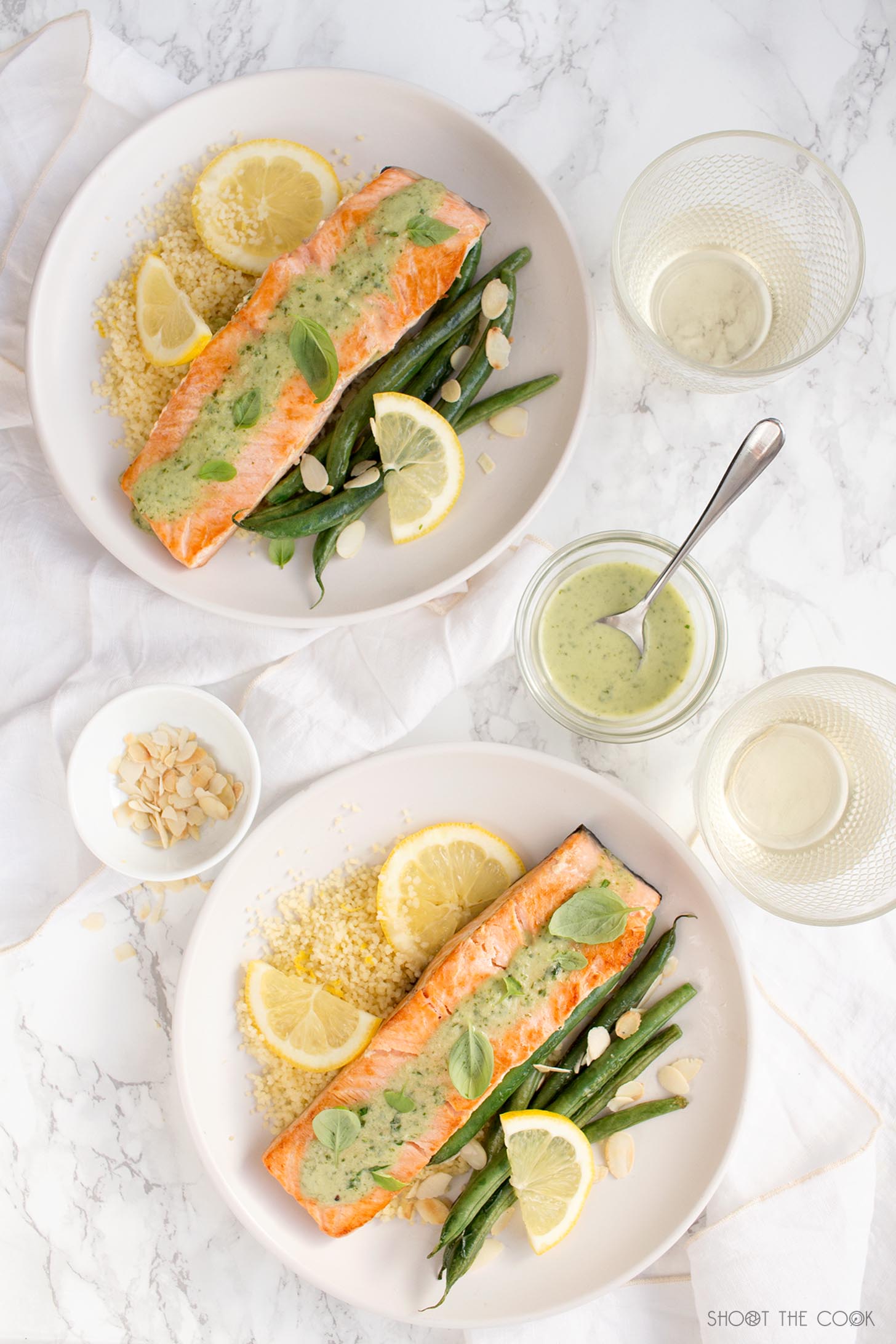 Salmón a la Plancha con Salsa de Albahaca - Shoot the Cook - Recetas  fáciles y trucos para fotografiar comida